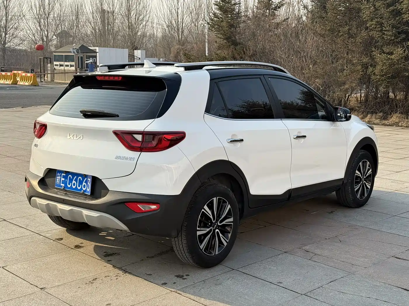 Kia KX1 2021 1.4L CVT Fun Sunroof Version фото 18