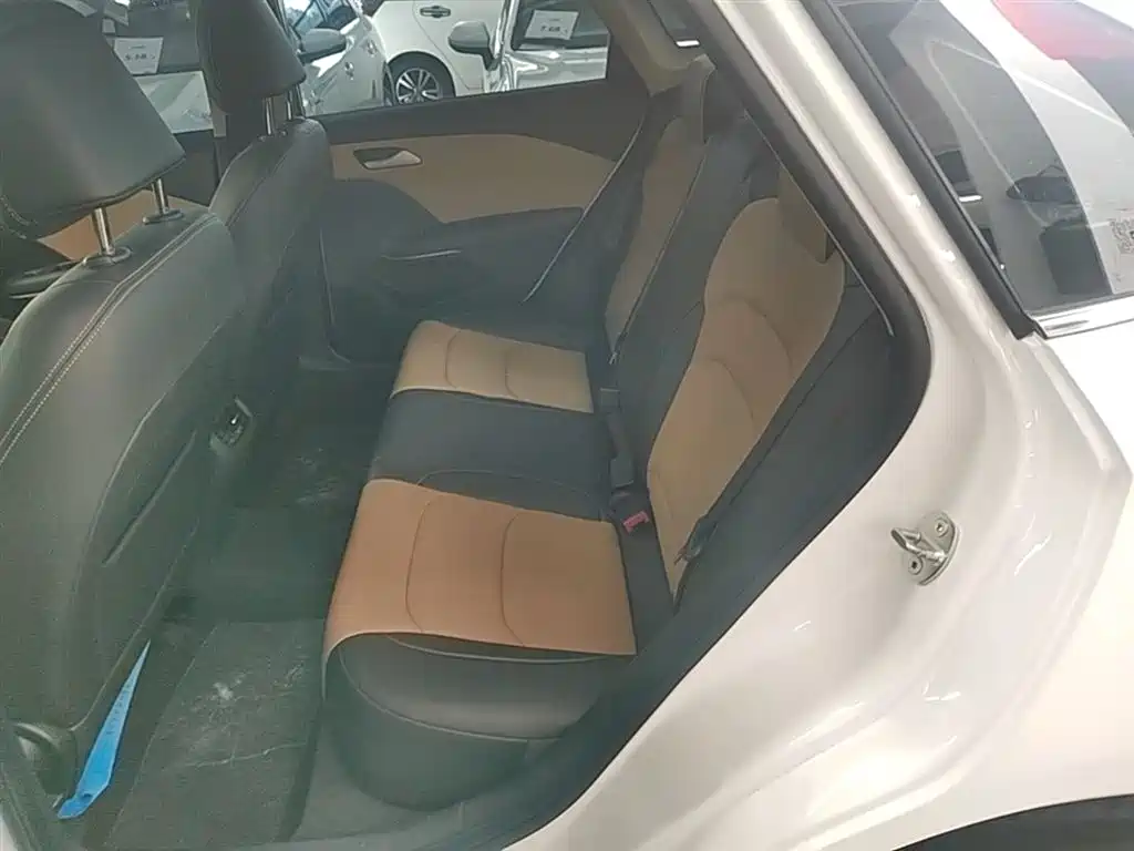 Chevrolet Monza 2020 320 Auto Comfort Edition фото 17