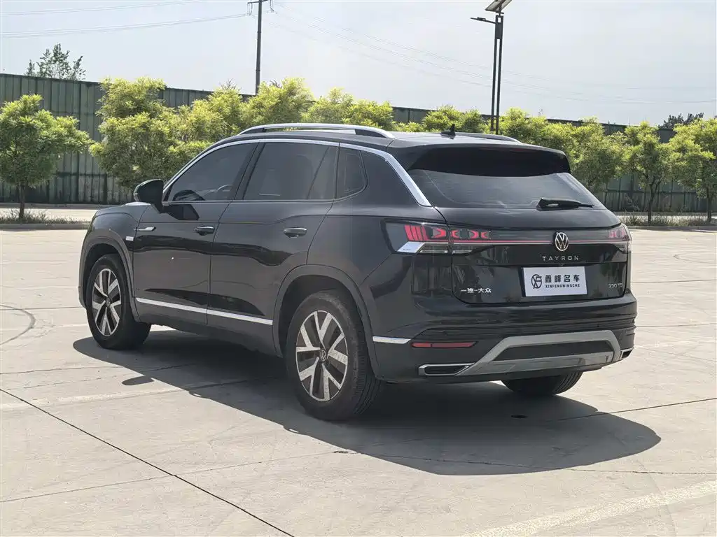 Volkswagen Tayron 2023 330TSI 2WD Luxury Plus Advanced Edition фото 4
