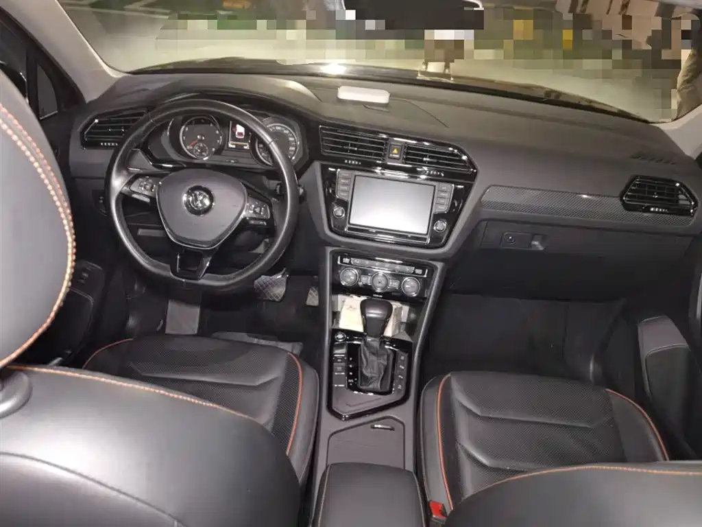 Volkswagen Tiguan L 2017 330TSI Automatic 2WD Flagship Edition фото 13