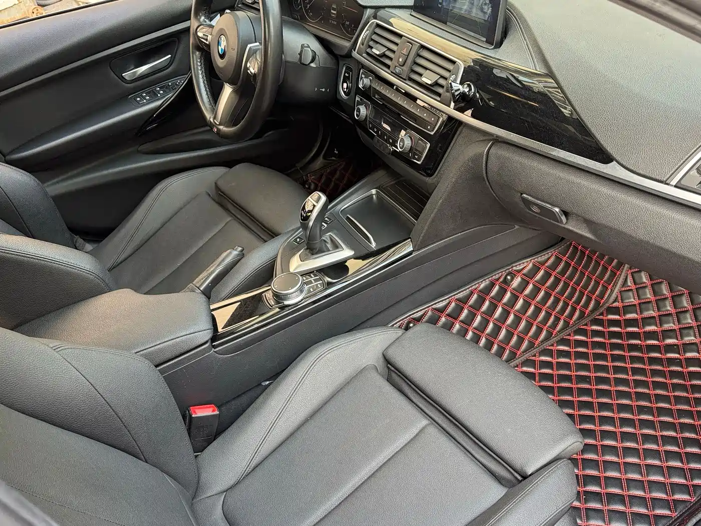 BMW 3 Series 2018 320Li Leading M Sport Package фото 13