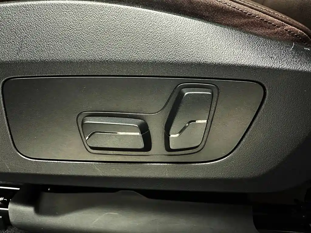 BMW X1 2023 sDrive20Li X Design Package фото 18