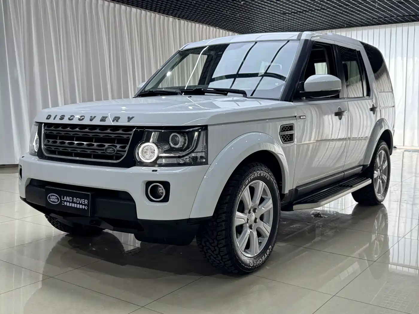 Land Rover Discovery 2015 3.0 SC V6 SE