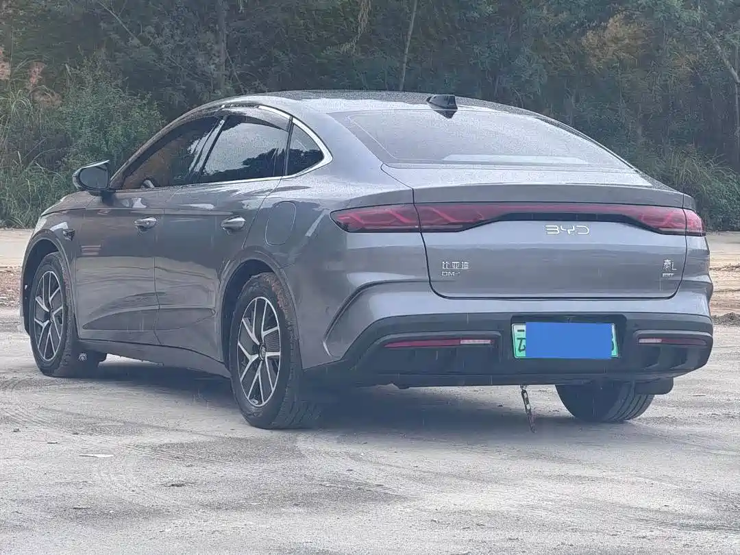 BYD Qin L 2025 2025 DM-i Smart Drive Edition 120KM Surpassing