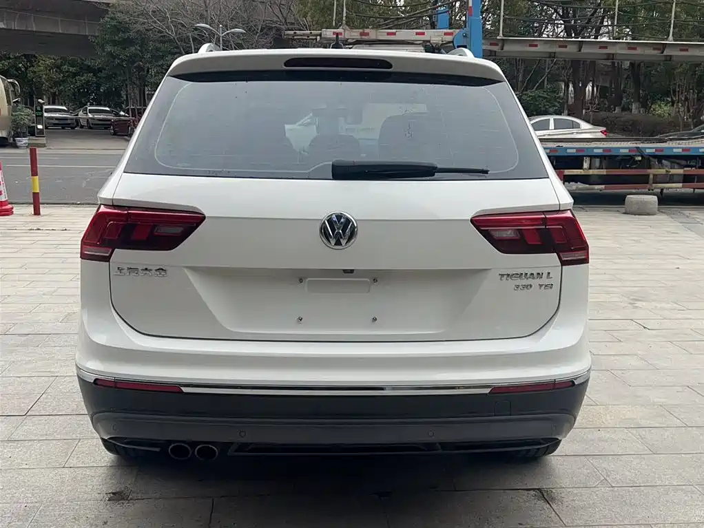 Volkswagen Tiguan L 2019 330TSI Auto 2WD Smart Luxury Edition China V фото 4