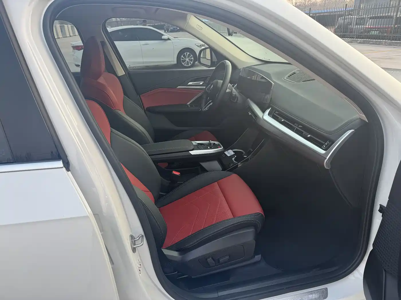 BMW X1 2024 sDrive25Li M Sport Package фото 12
