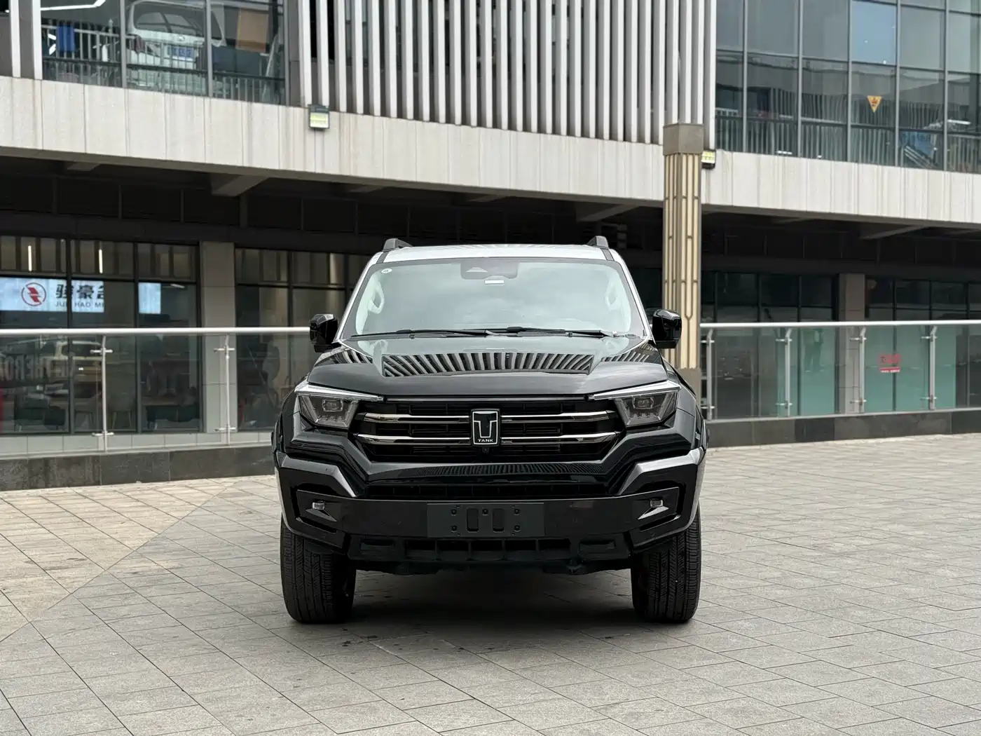 TANK TANK 400 NEW ENERGY