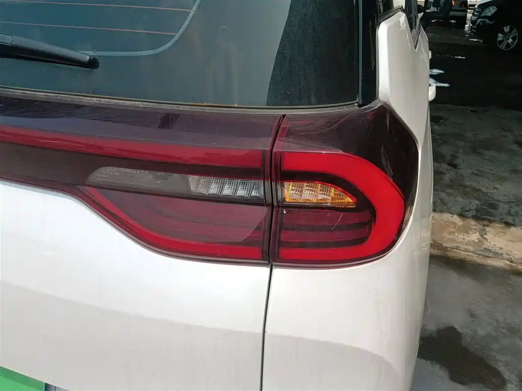 GAC Trumpchi Trumpchi M6 2023 PRO 270T DCT Luxury Edition фото 24