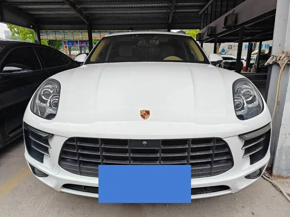 Porsche Macan 2014 Macan 2.0T фото 2