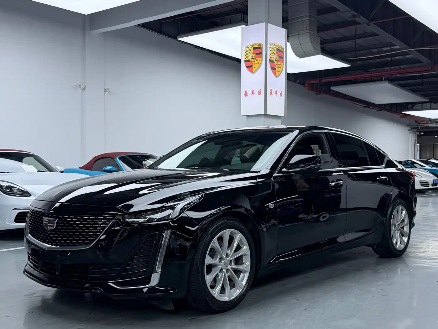 Cadillac CT5 2023 28T Luxury Style (Standard Edition)