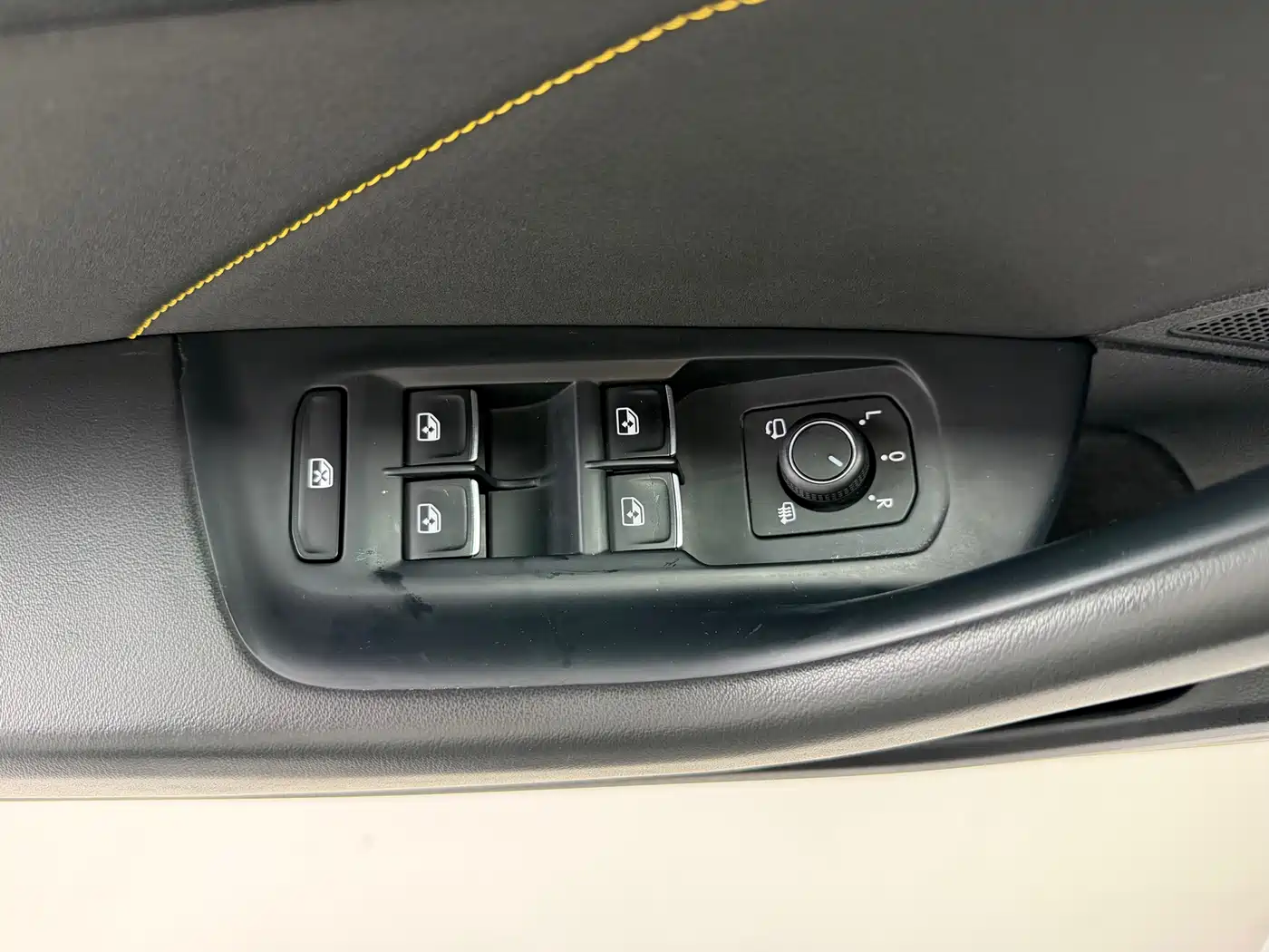 Volkswagen FAW-Volkswagen CC 2021 380TSI Eye-catching Edition фото 16