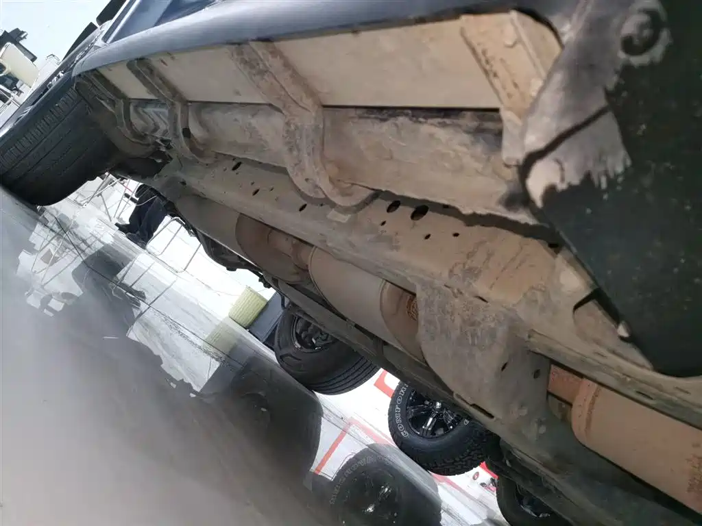 TANK 300