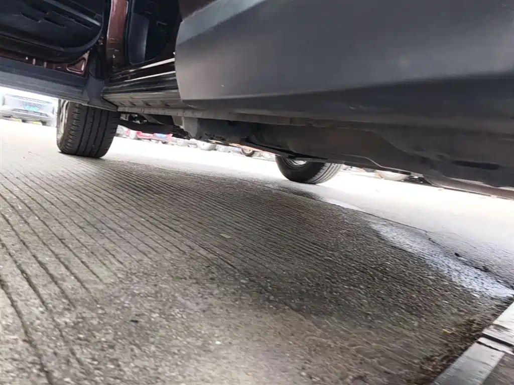 Toyota RAV4 Rongfang 2016 2.0L CVT 2WD Trend (China V) фото 22