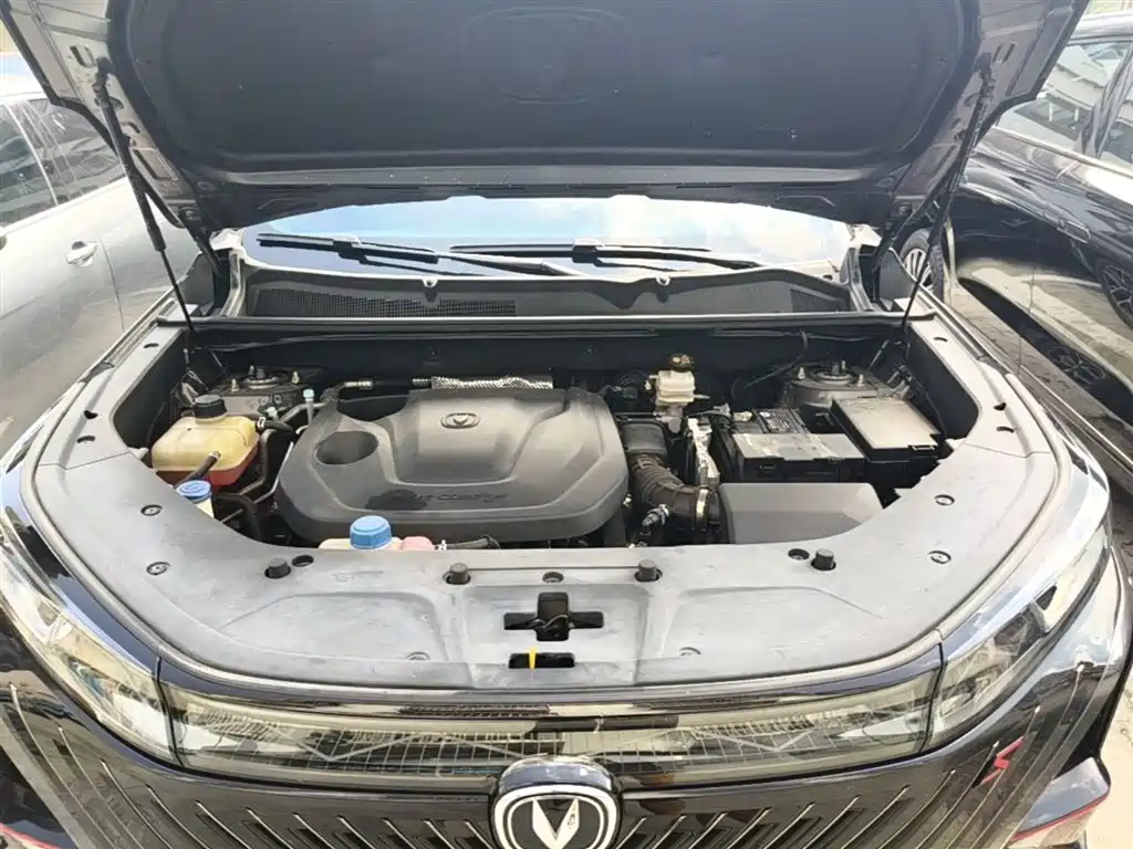 Фото 20 - Changan CS75 PLUS