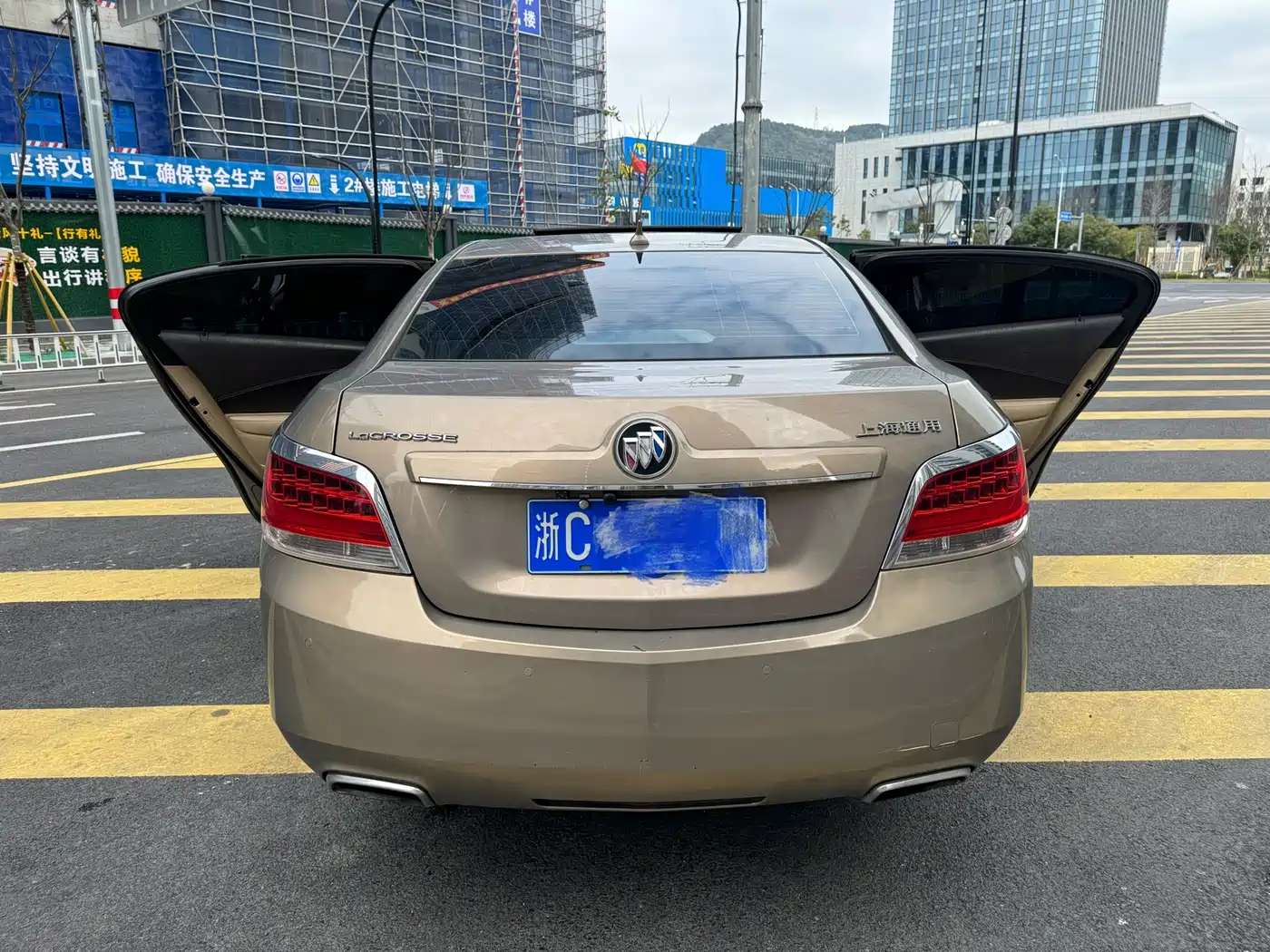 Buick LaCrosse 2011 2.4L SIDI Luxury Edition фото 6