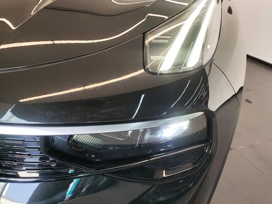 Lynk & Co 01 2023 2.0TD 2WD Pro фото 5