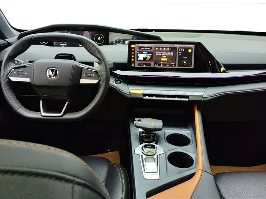 CHANGAN UNI-V