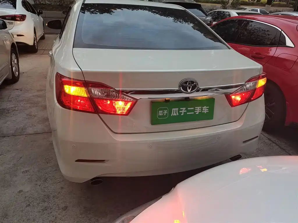 Toyota Camry 2013 2.5G Comfort фото 4