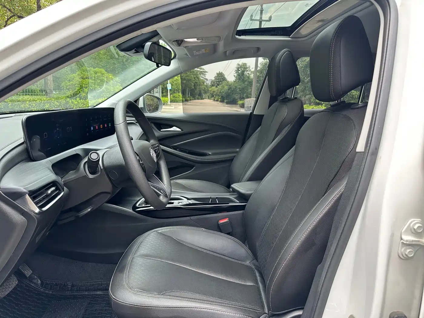Buick Verano 2024 2023 Pro Joy Edition