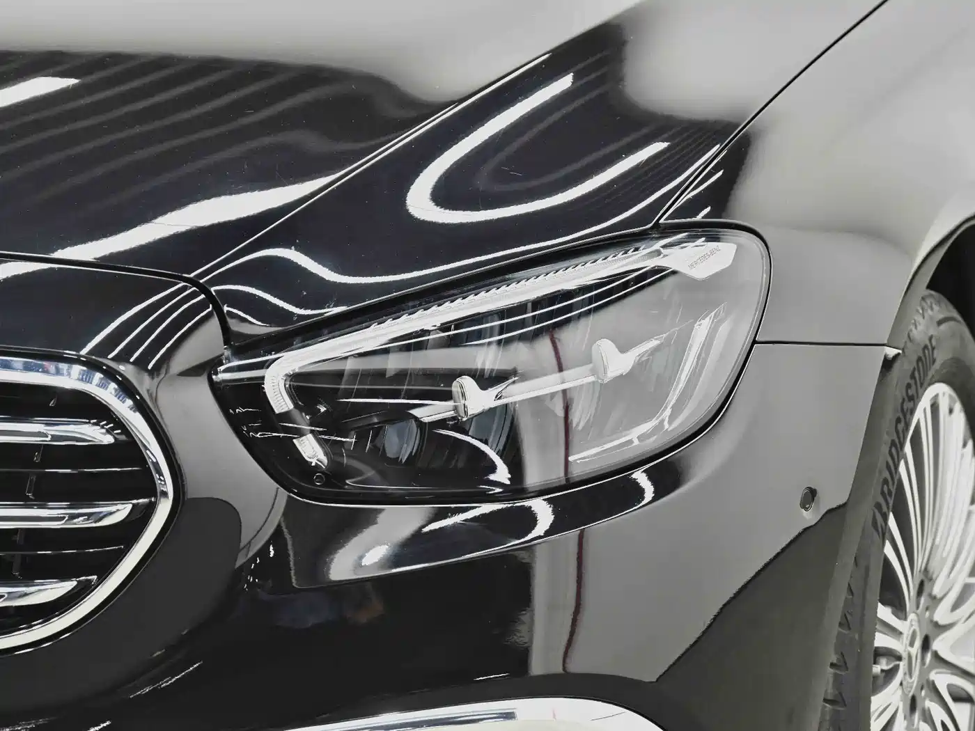 Mercedes-Benz E-Class 2022 E 300 L Luxury фото 21