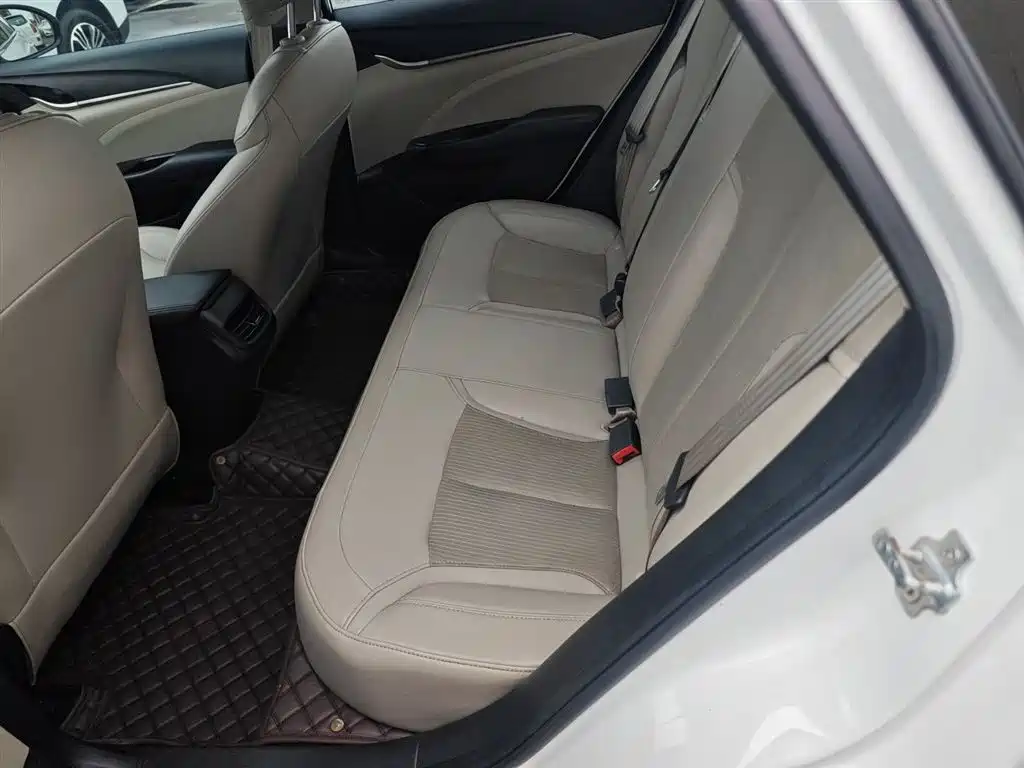 Buick Excelle 2017 15N Manual Elite фото 17