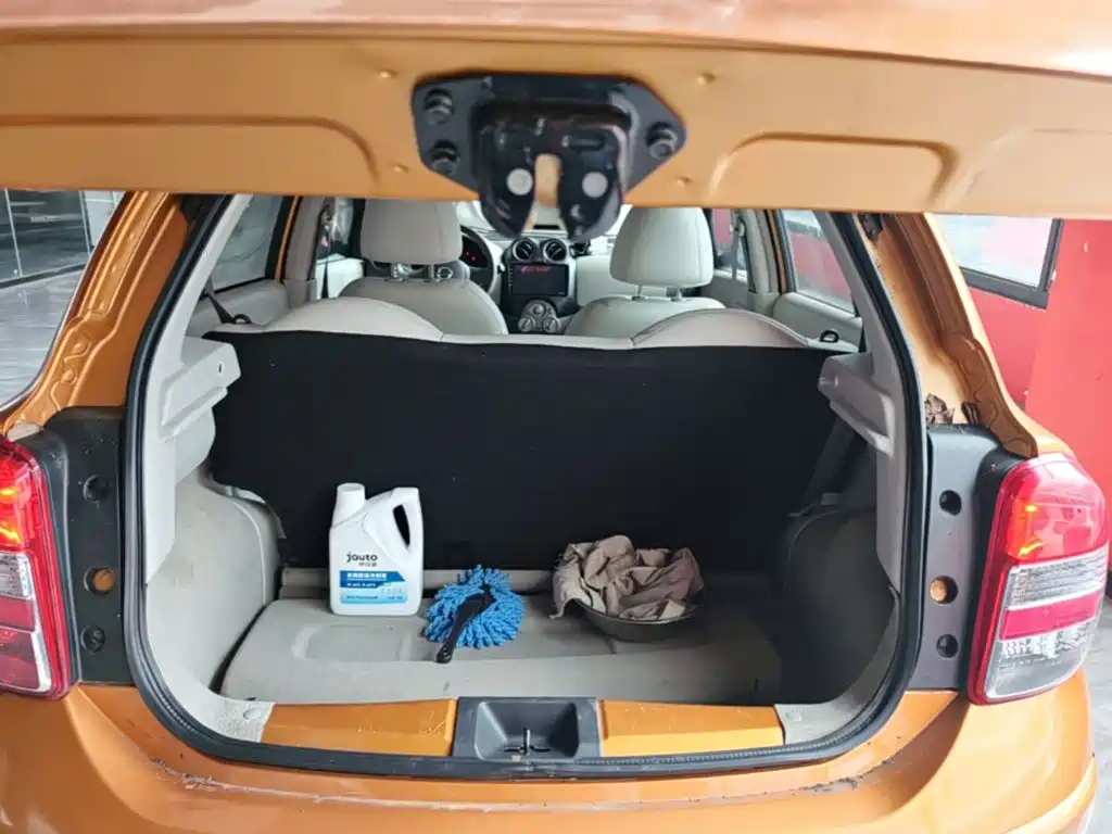 Nissan March 2015 2010 1.5L Automatic Easy Shine Edition