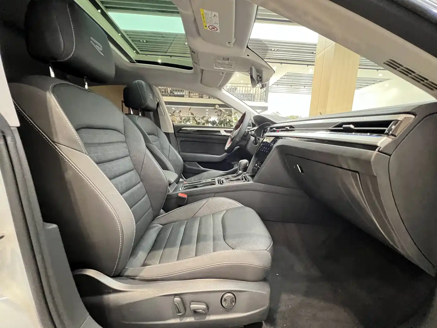 Volkswagen FAW-Volkswagen CC 2021 380TSI Eye-catching Edition фото 8