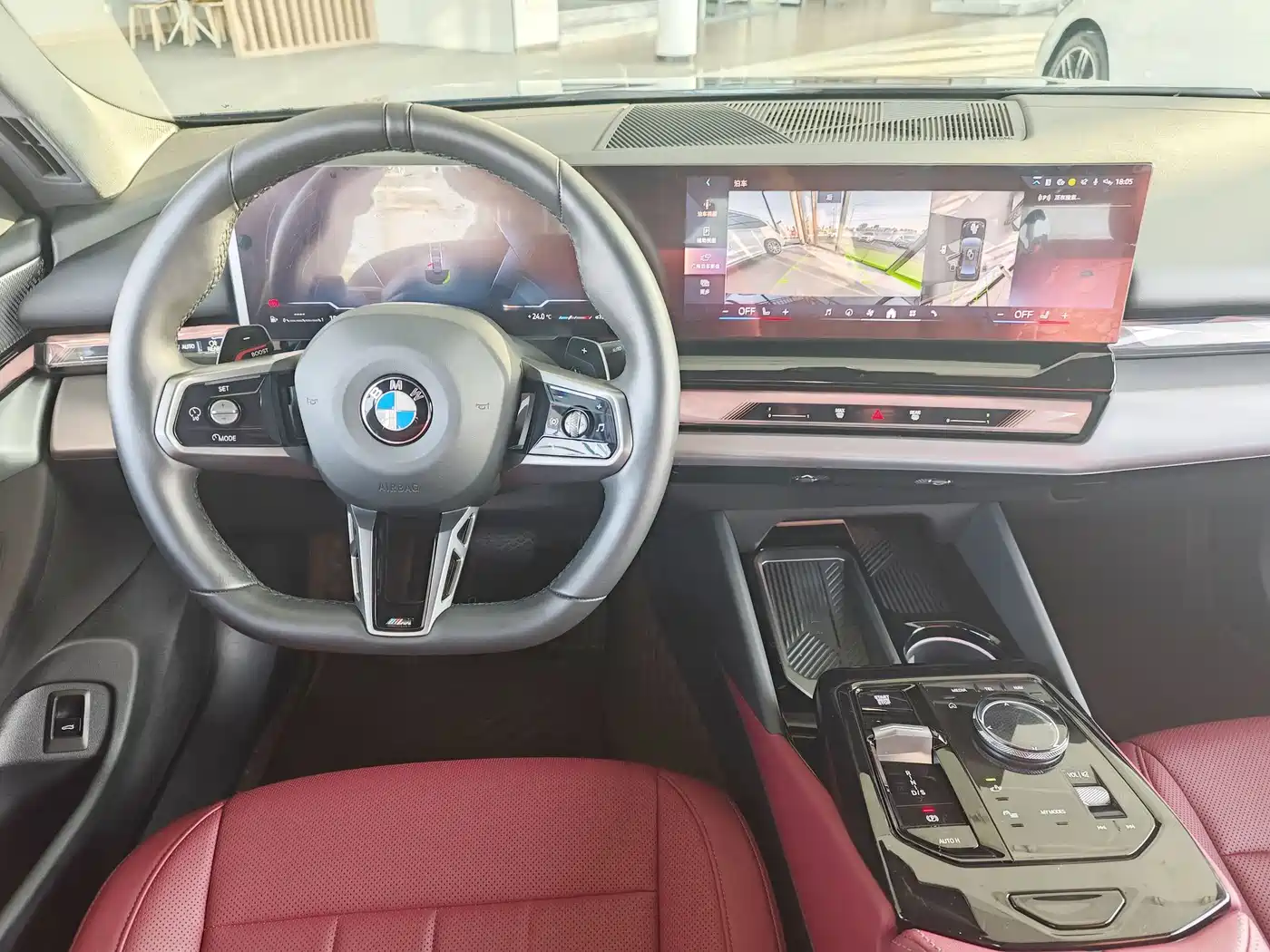 BMW 5 Series 2024 530Li Leading M Sport Package фото 12