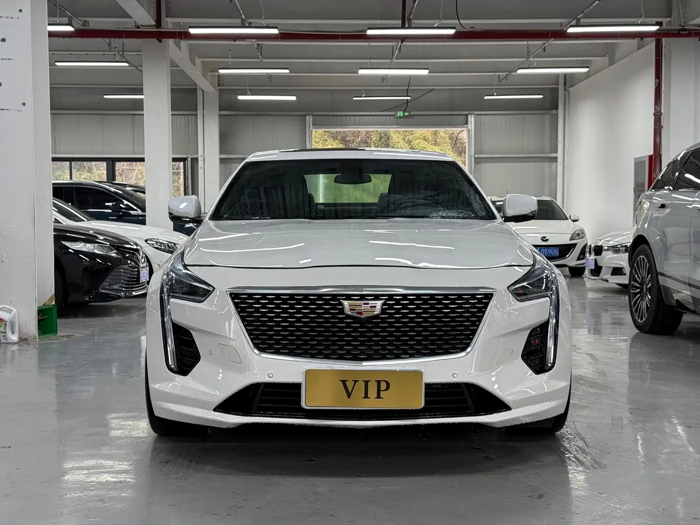 CADILLAC CT6
