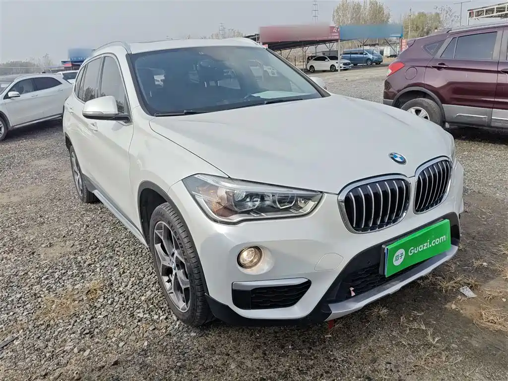 BMW X1 2019 sDrive18Li Premium Model фото 20