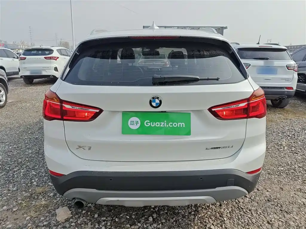 BMW X1 2019 sDrive18Li Premium Model фото 22