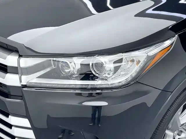 Toyota Highlander 2021 2.0T AWD Luxury 7-Seater фото 18