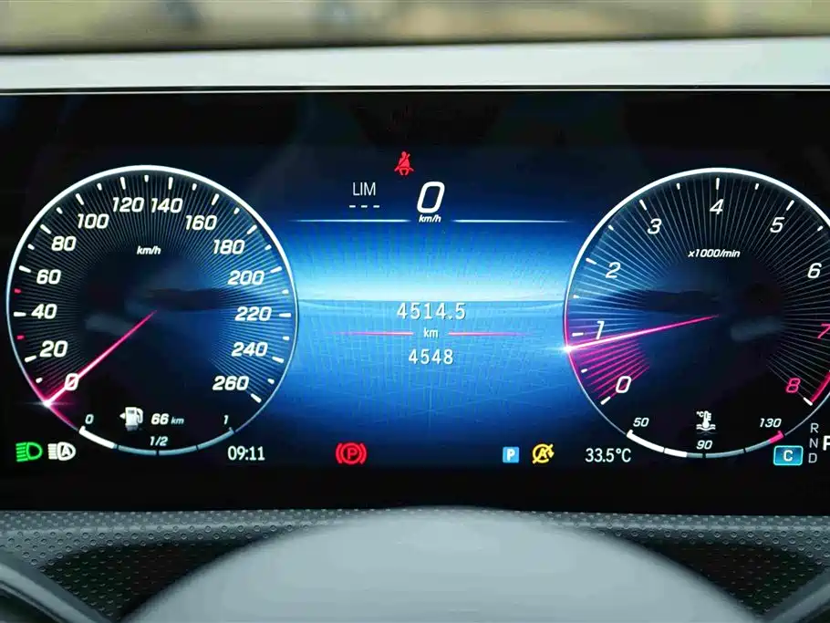 Mercedes-Benz CLA (Import) 2025 2024 CLA 200