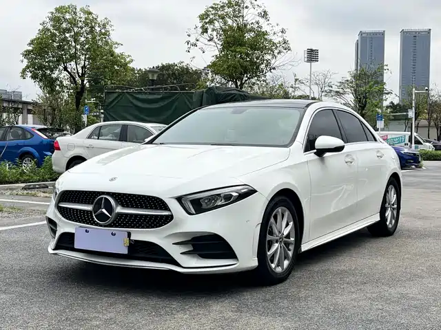 MERCEDES-BENZ A CLASS
