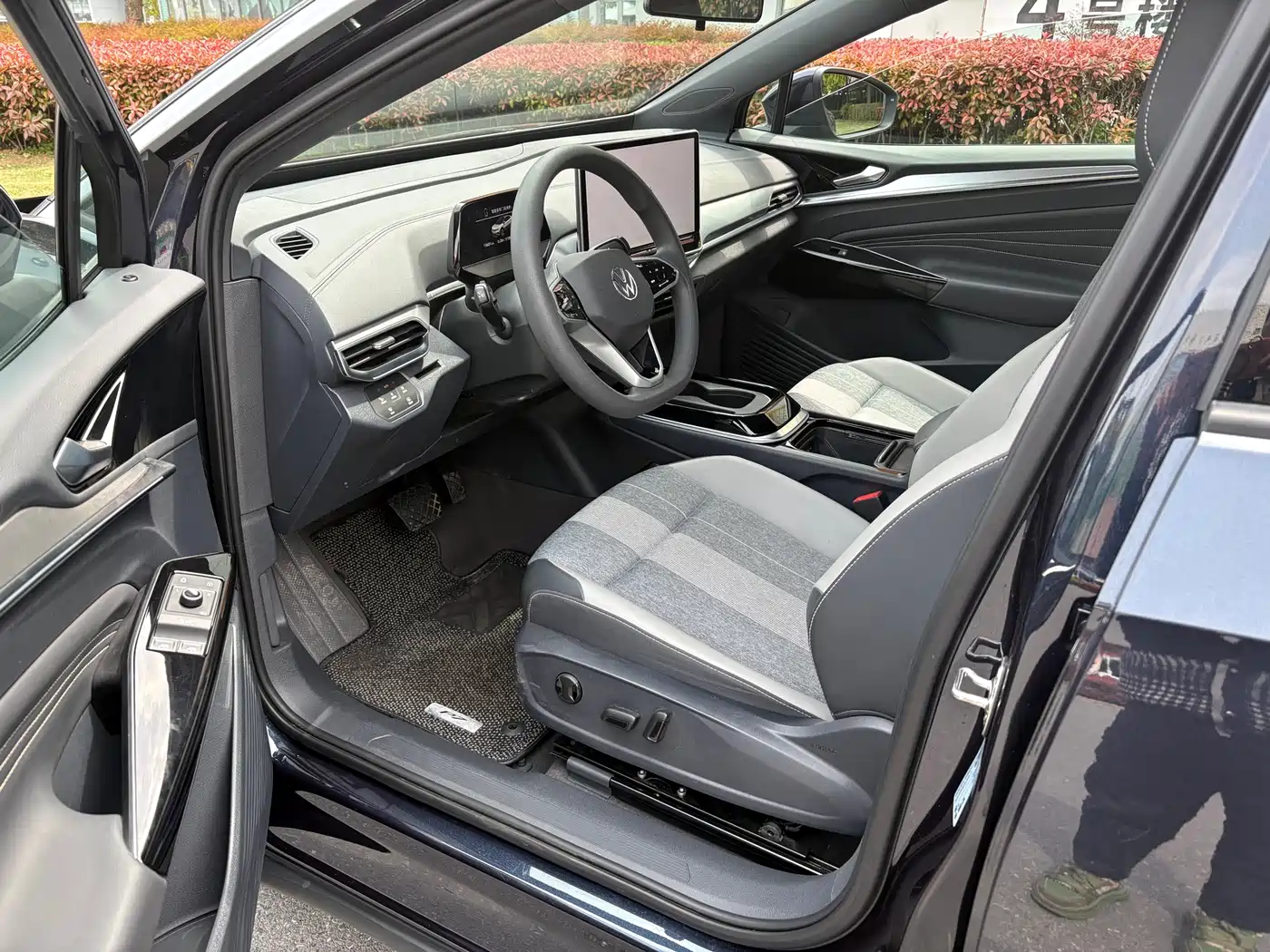 VOLKSWAGEN ID.4 CROZZ