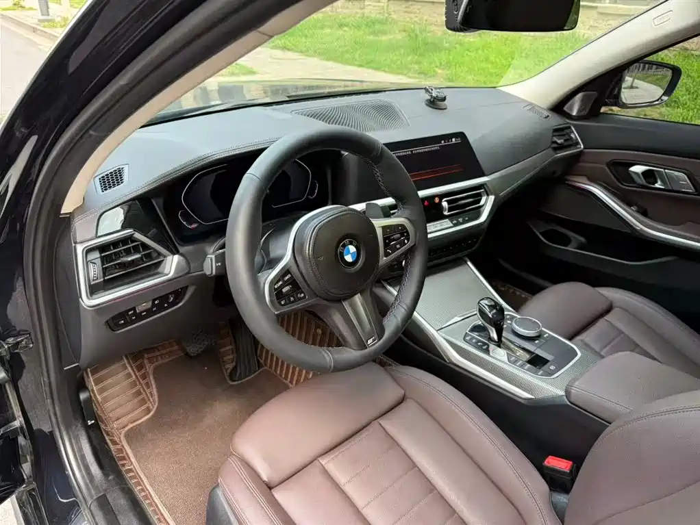 BMW 3 Series 2021 325i M Sport Night Edition фото 8