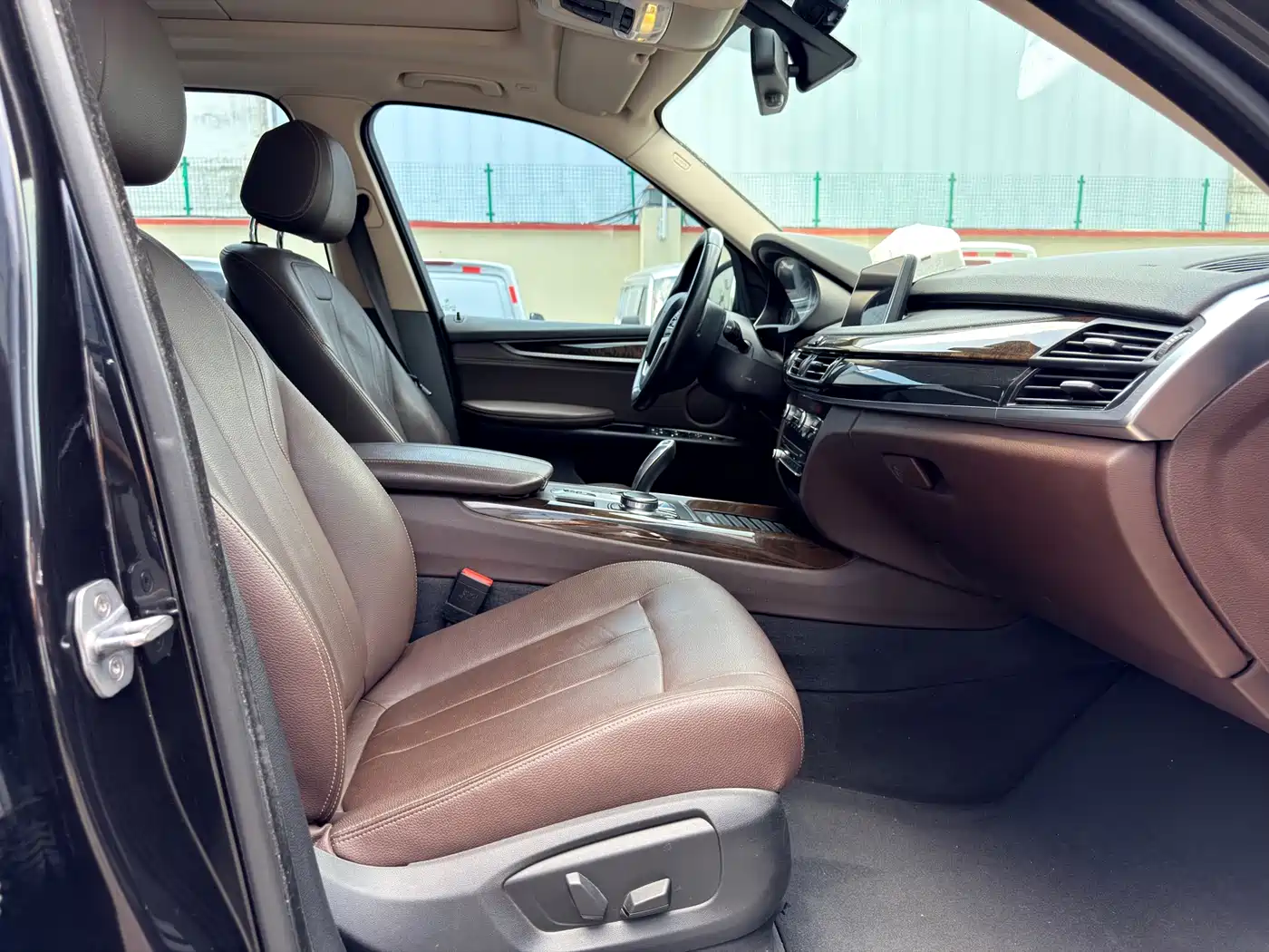 BMW X5 (Import) 2017 xDrive28i фото 9