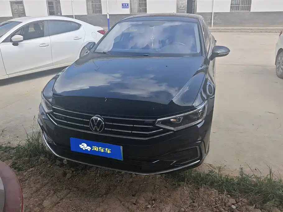 Volkswagen Magotan GTE Plug-in Hybrid 2022 GTE Luxury фото 2