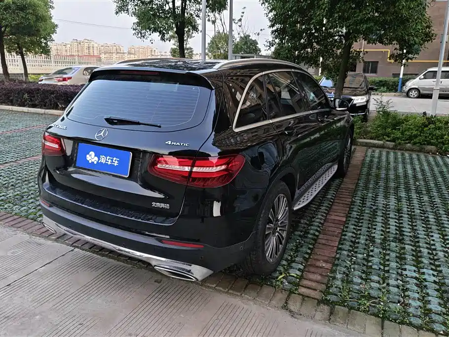 Mercedes-Benz GLC 2017 GLC 200 4MATIC фото 3