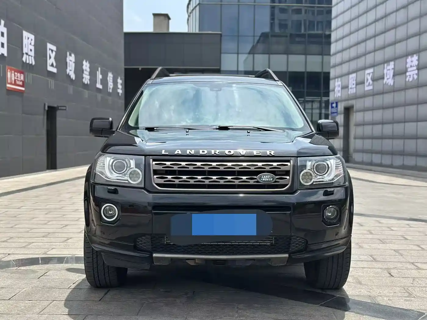 Land Rover Freelander 2 2015 2.2T SD4 XS Collector's Edition фото 2