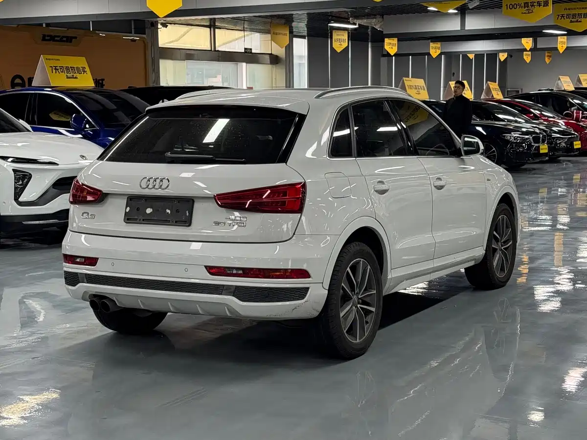 Audi Q3 2018 30 TFSI Fashion Collector's Edition фото 4