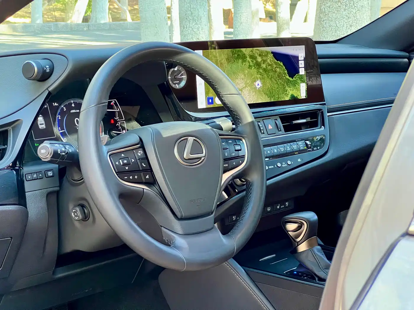 Lexus ES 2024 200 Premium Edition фото 19