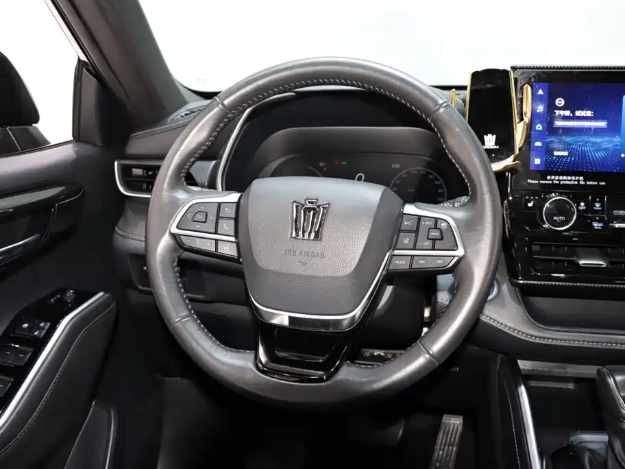 Toyota Crown Kluger 2022 2.5L HEV 4WD Premium Edition фото 14