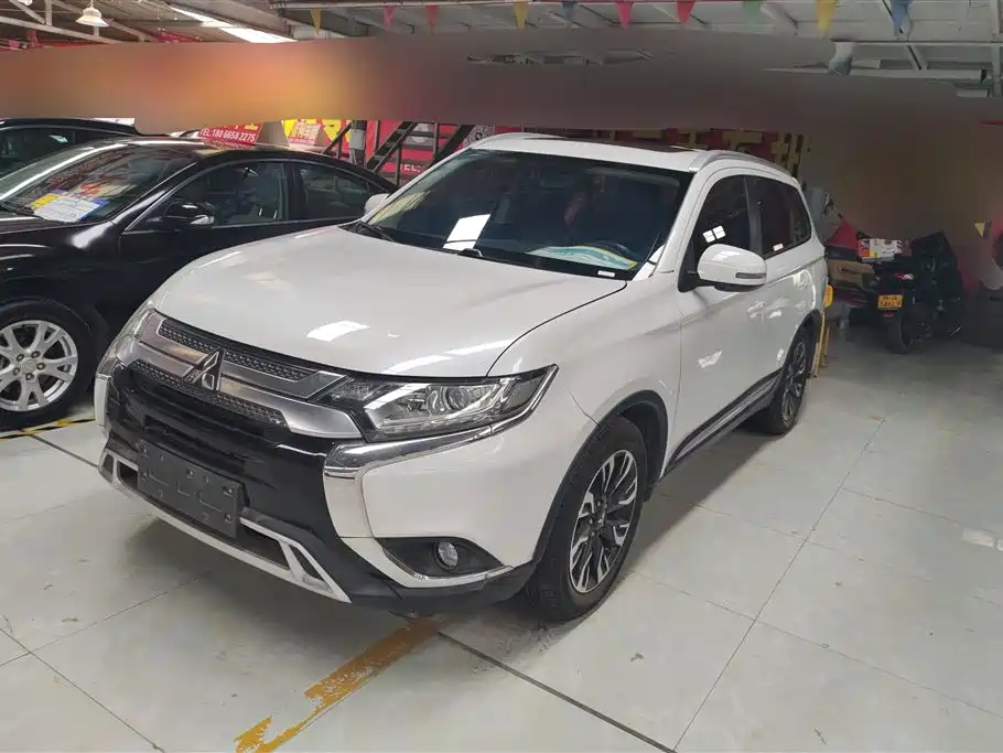 Mitsubishi Outlander 2019 2.0L 2WD Enjoy 5-Seater China VI