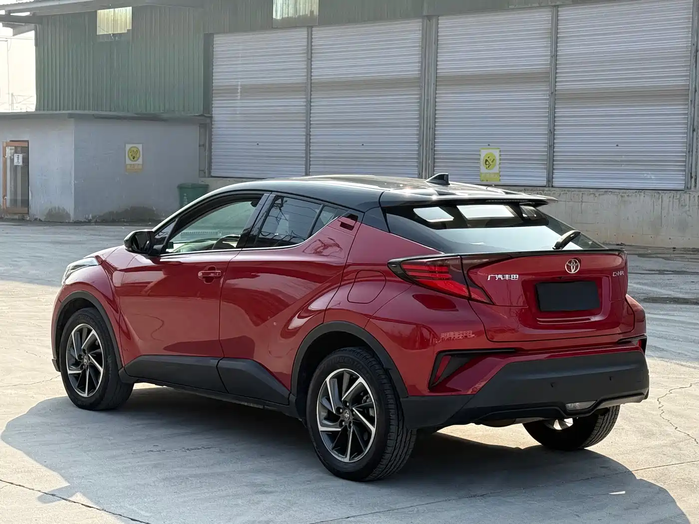 Toyota C-HR 2021 2.0L Luxury Edition фото 5
