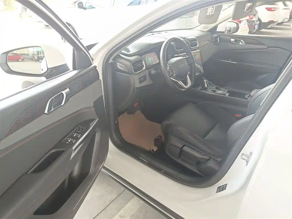 Lynk & Co 02 2019 High Performance 2.0T Automatic 2WD Power Edition China VI фото 16