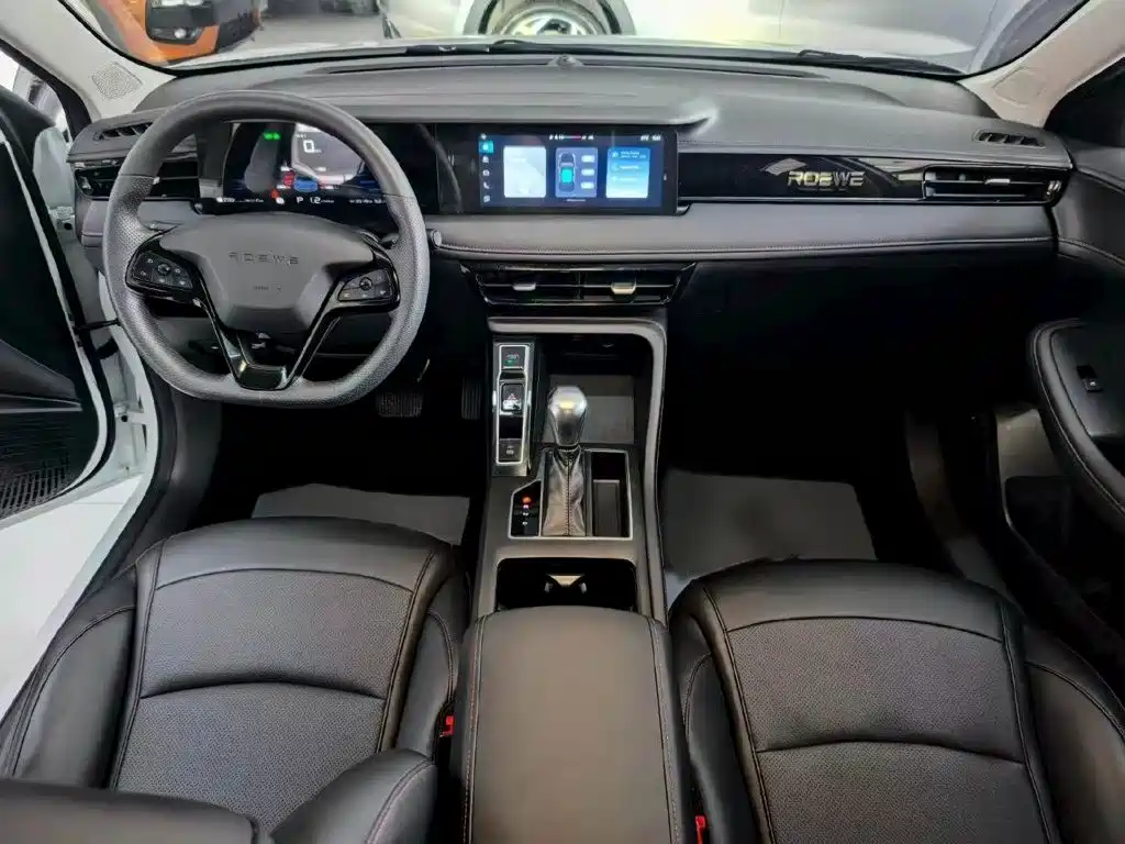 Roewe i5 2025 2023 1.5L CVT Luxury Edition