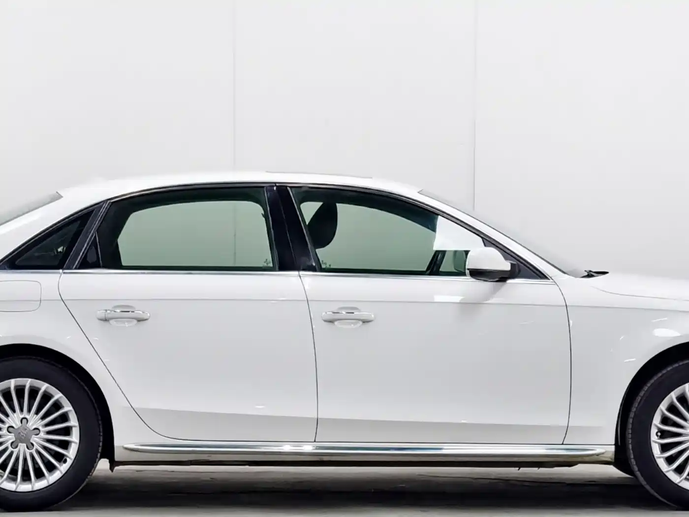 Audi A4L 2015 35 TFSI Auto Comfort фото 8