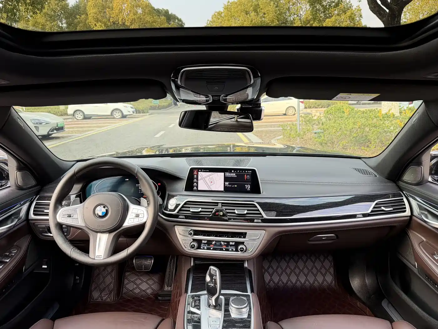 BMW 7-SERIES