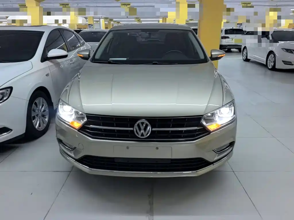 Фото 3 - Volkswagen Bora